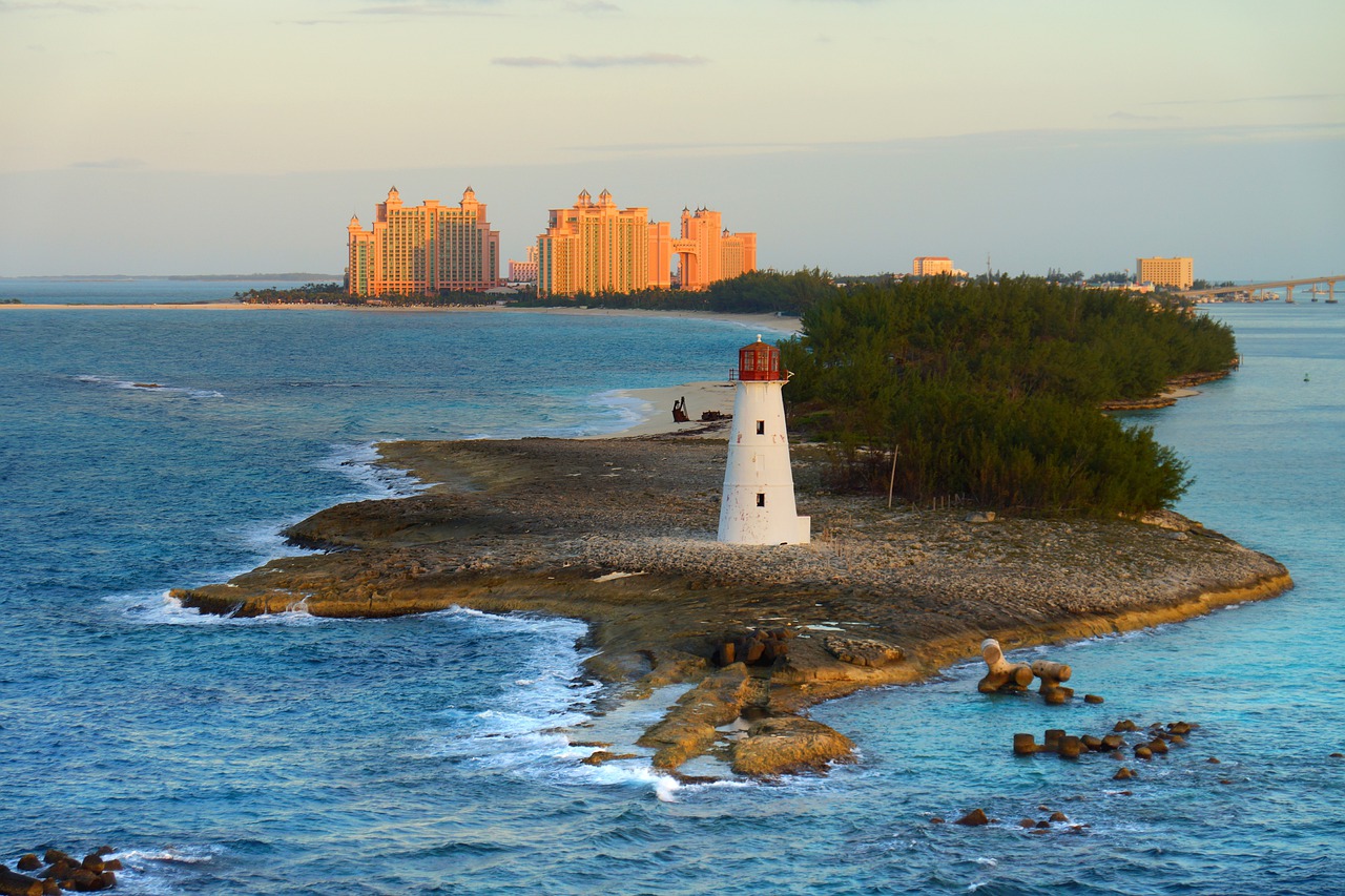 bahamas, lighthouse, caribbean-783799.jpg